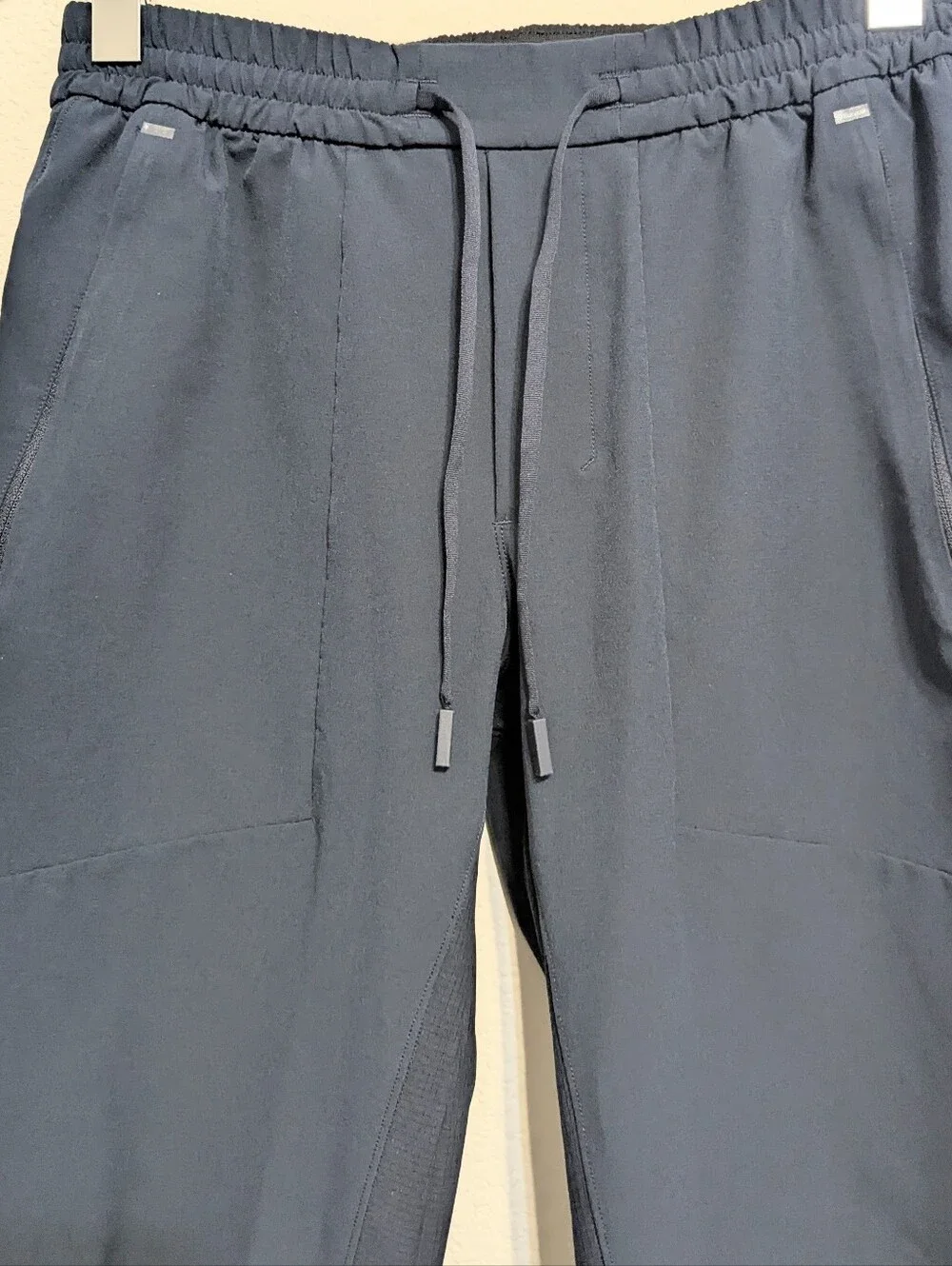 Lululemon License To Train Mens Navy Tapered Jogger Pants Active Small LM5AEGS